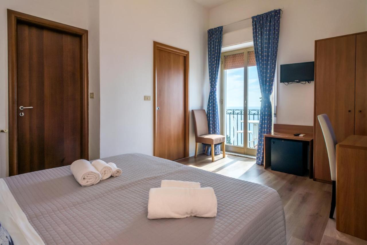 Hotel Elios Tao Taormina Luaran gambar