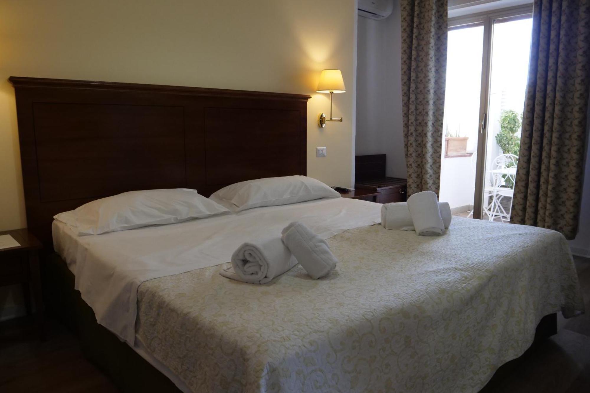 Hotel Elios Tao Taormina Luaran gambar